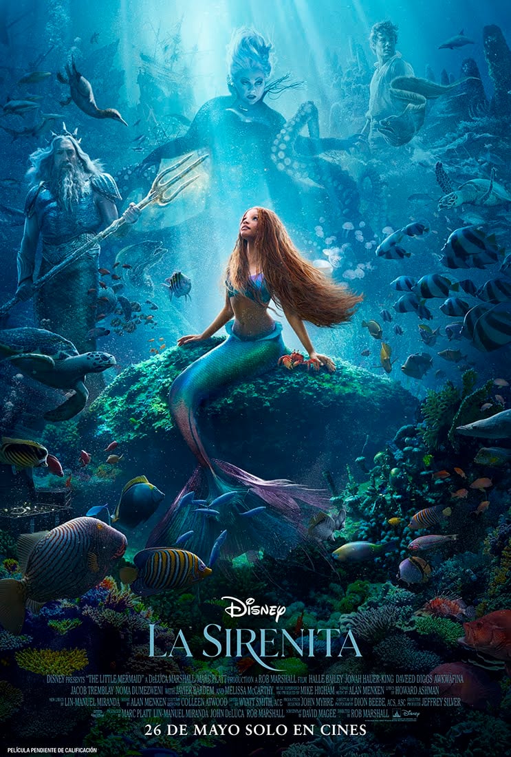 The Little Mermaid underwater poster artwork with the Spanish title La Sirenita